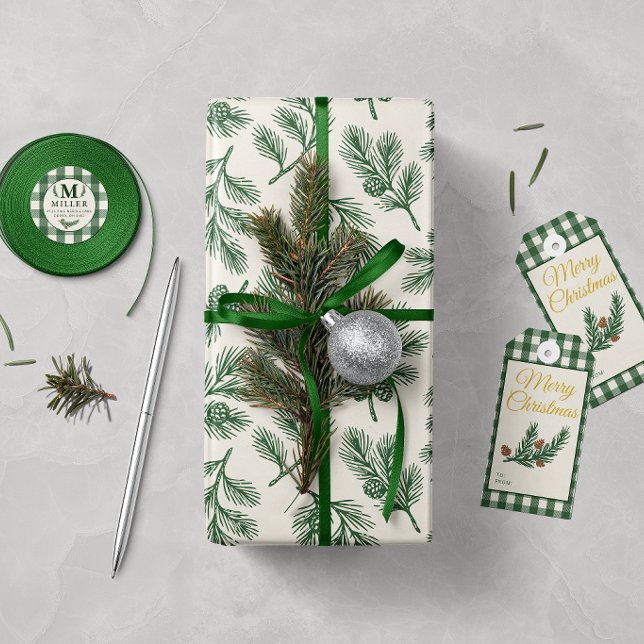 Pine Needle Lane - Botanisches Kiefernzapfen-Muste Geschenkpapier (Von Creator hochgeladen)