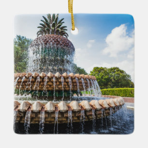 Pineapple Fountain in Charleston, Keramikornament