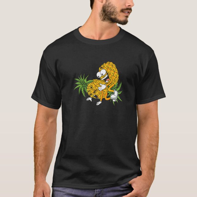 Pineapple Swinger Couple  Upside Down Swinging Lif T-Shirt (Vorderseite)