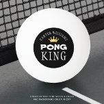 PING PONG KING Gold Crown Personalisiert Black Tischtennisball<br><div class="desc">Der PONG KING verdient seine eigenen personalisierten Tischtennisbälle mit Goldkrone. FARBWECHSEL: Ändern Sie den schwarzen Hintergrund,  indem Sie auf die Registerkarte WEITERE ANKUNFT klicken. Kontaktieren Sie den Designer über den Zazzle Chat oder makeitaboutyoustore@gmail.com ,  wenn Sie dieses Design modifizieren möchten.</div>