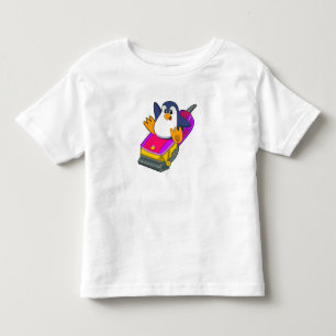 Pinguin als Friseur mit Razor Kleinkind T-shirt