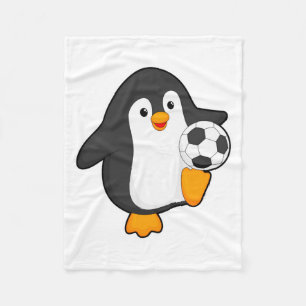 Pinguin als Fußballspieler mit Fußball-T-Shirt  Fleecedecke
