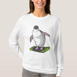 Pinguin als Snowboarder mit Snowboard T-Shirt