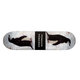Pinguin angetriebenes Skateboard