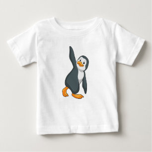 Pinguin bei Yoga-Stretching-Übungen Baby T-shirt
