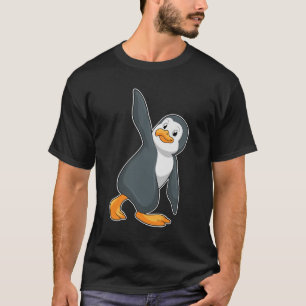 Pinguin bei Yoga-Stretching-Übungen T-Shirt