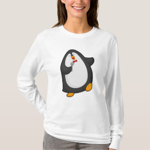 Pinguin beim Singen mit Mikrofon und Krawatte T-Shirt