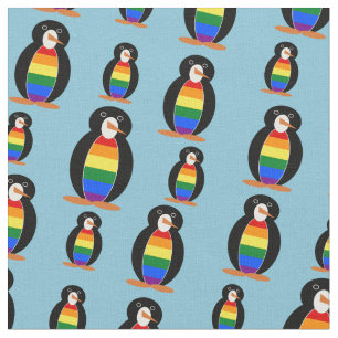 Pinguin gekleidet in der Regenbogenflagge des Gay  Stoff