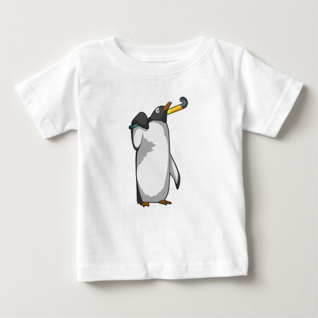 Pinguin im Hockey mit Hockeystick Baby T-shirt (Vorderseite)