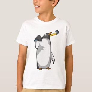 Pinguin im Hockey mit Hockeystick T-Shirt