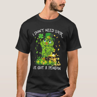 Pinguin Liebhaber ich brauche kein Glück habe ich  T-Shirt