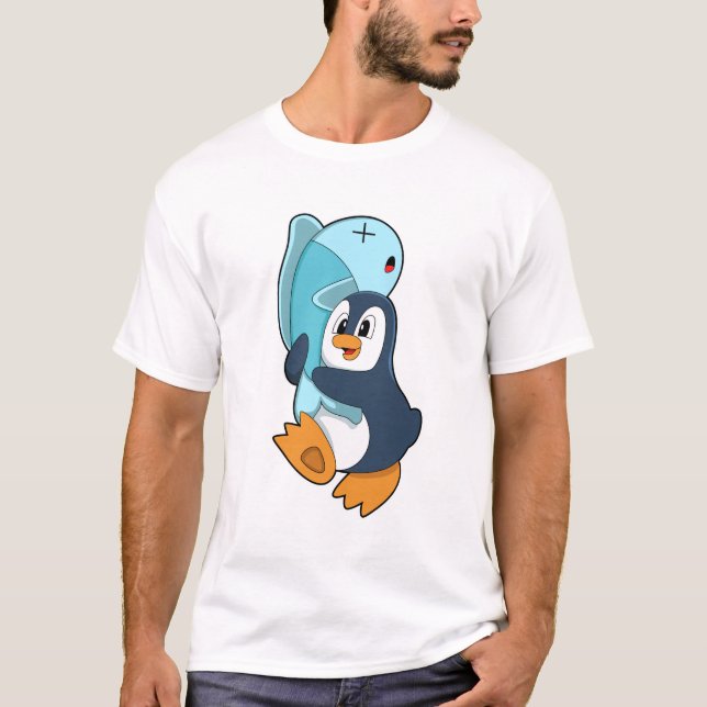 Pinguin mit Fisch T-Shirt (Vorderseite)