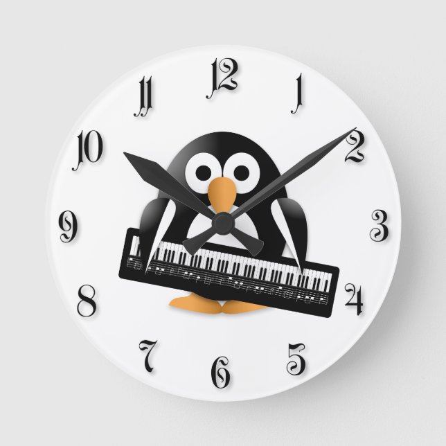 Pinguin mit Klavier Runde Wanduhr (Vorderseite)