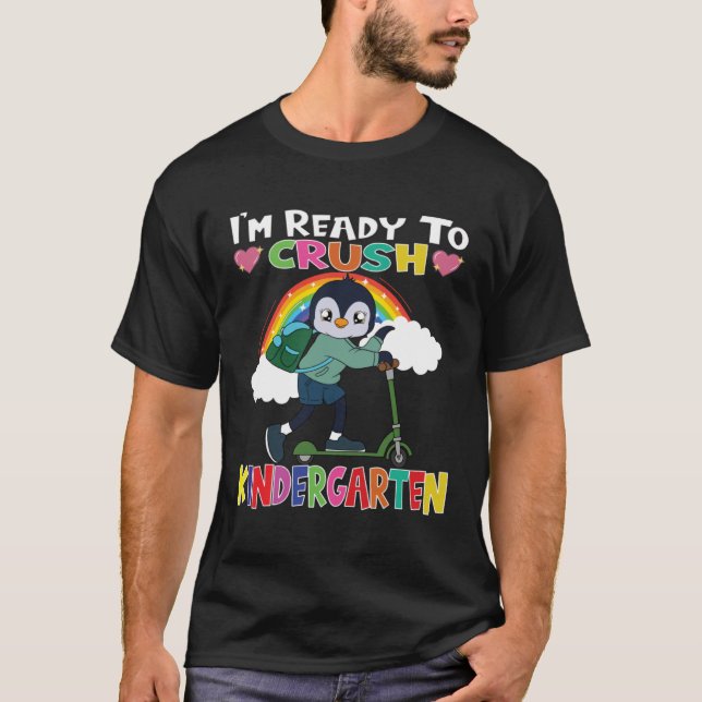 Pinguin mit Scooter Ich bin bereit Kindergart zu z T-Shirt (Vorderseite)