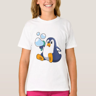Pinguin mit Seifenblasen.PNG T-Shirt