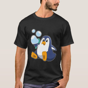 Pinguin mit Seifenblasen.PNG T-Shirt