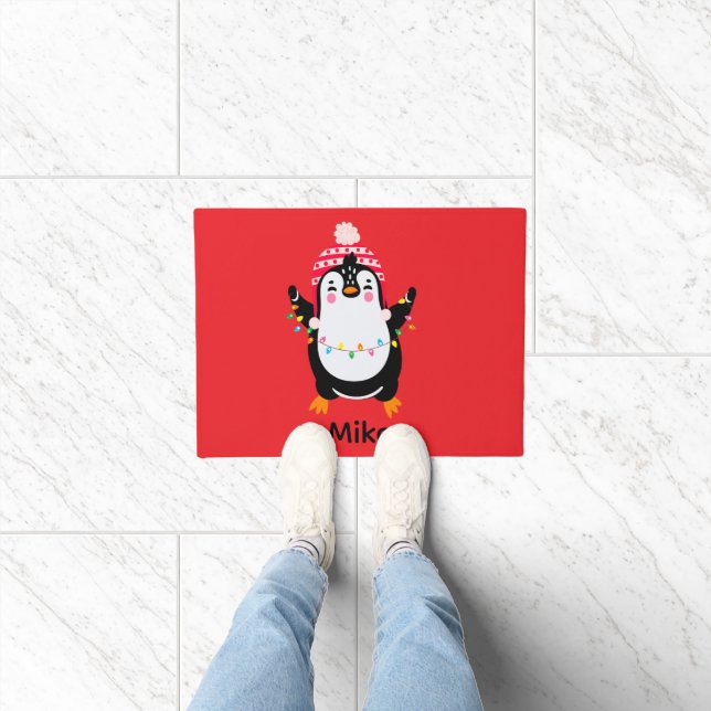 Pinguin mit Weihnachtsbeleuchtung Fußmatte (Indoor)