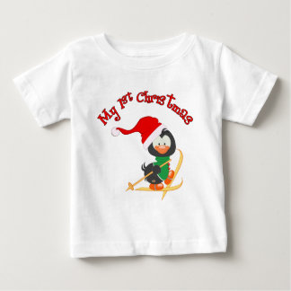 Pinguin-Skifahren-1. Weihnachten Baby T-shirt