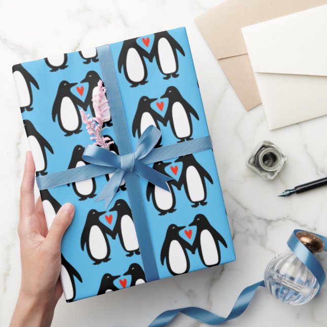 Pinguine mit Herz-Niedlichen Paar Geschenkpapier (Schenken)