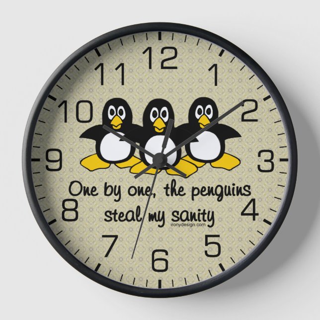 Pinguine stehlen mir meine Vernunft Wanduhr (Vorderseite)