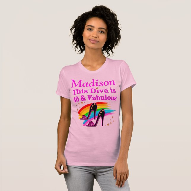 PINK 40 & FABULOUS PERSONALISIERT 40 JRS ALT T SHI T-Shirt (Vorne ganz)