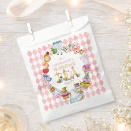 Pink Alice in Wonderland 7th Birthday   Geschenktütchen