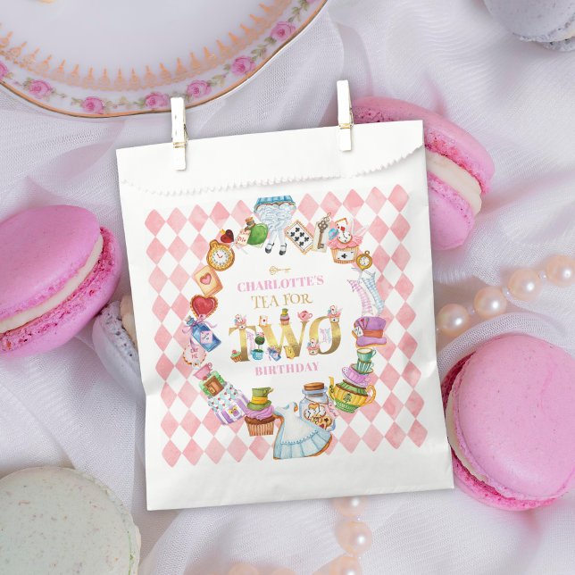Pink Alice in Wonderland Tea for Two Birthday   Geschenktütchen (Von Creator hochgeladen)