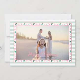 Pink and Green Holly Leaves Border Family Photo Feiertagskarte