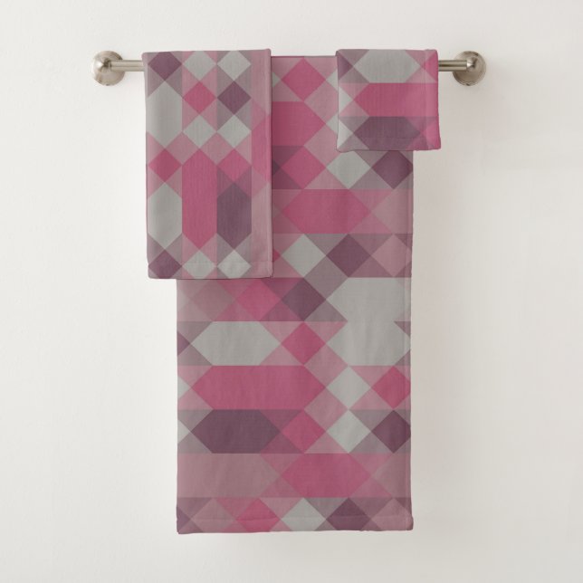 pink and mauve geometric badhandtuch set (Insitu)