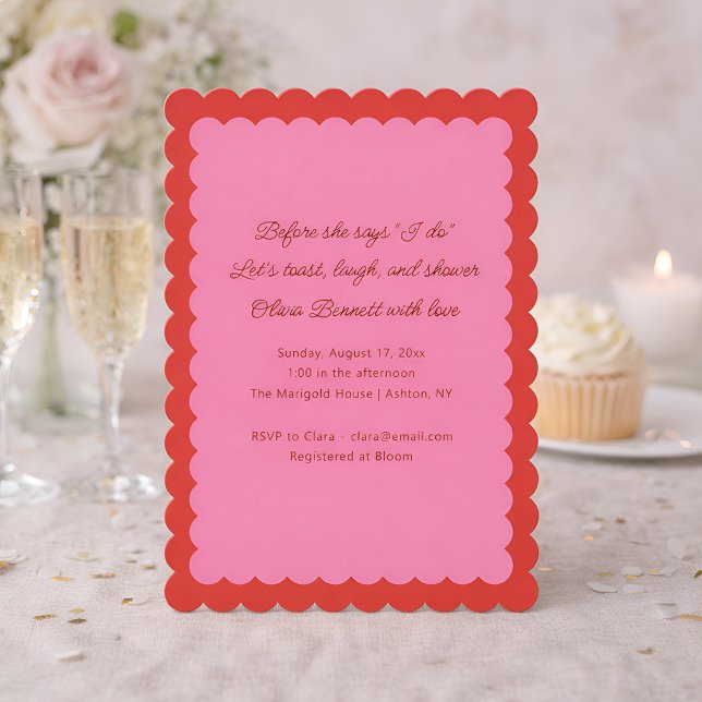 Pink and Red Scalloped Edge Bridal Shower Einladung (Von Creator hochgeladen)