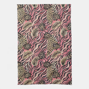 Pink Animal Print Fusion - Nahtloses Muster Geschirrtuch