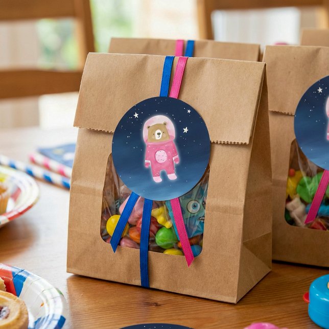 Pink Astronaut Bear Space Baby Dusche Runder Aufkleber (Pink Astronaut Bear Space Baby Shower Classic Round Sticker.)