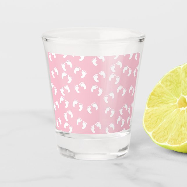 Pink Baby Footprints auf Shot Glass Schnapsglas (Vorderseite)