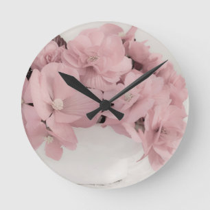 Pink Begonias Runde Wanduhr