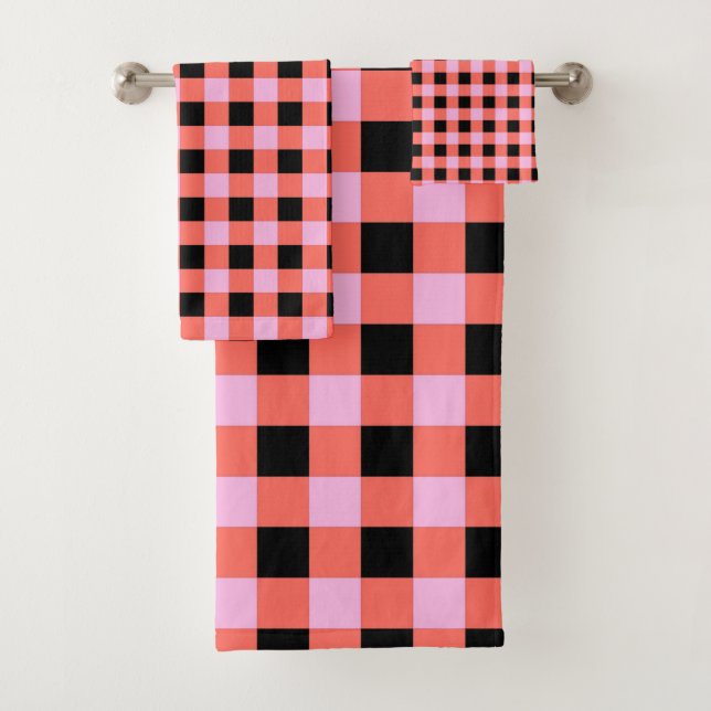 Pink Black Checkered Gingham Pattern Badhandtuch Set (Insitu)