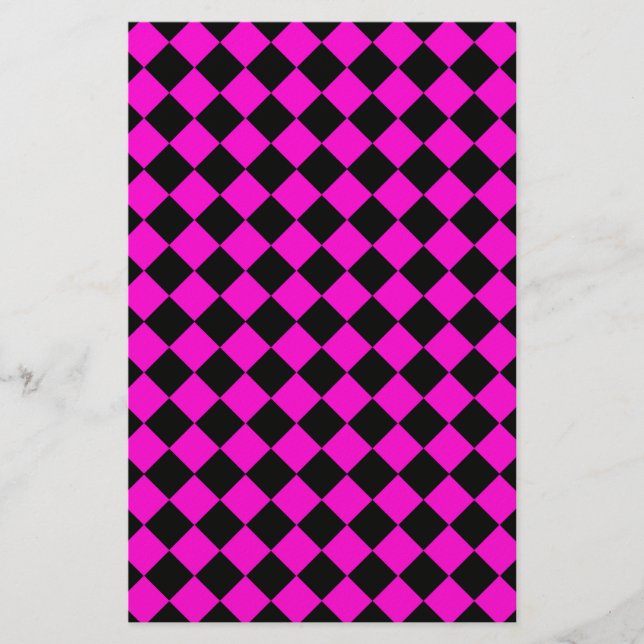 Pink Black Diamond Harlequin Checker Pattern Briefpapier (Vorderseite)