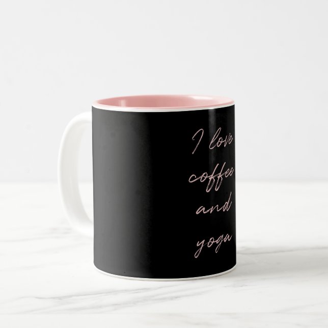 Pink Black Minimalistisch Script I Liebe Kaffee &  Zweifarbige Tasse (Vorderseite Links)
