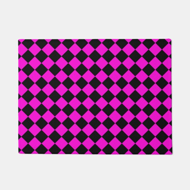 Pink Black Schachbrett Diamond Pattern Fußmatte (Vorderseite)