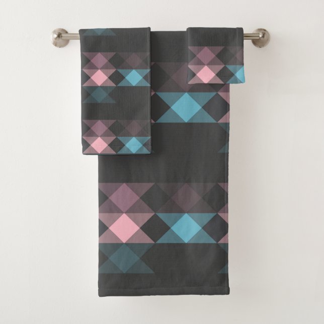pink blue and gray geometric badhandtuch set (Insitu)