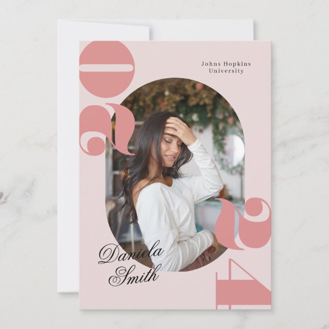 Pink Bold Typografy Class of 2024 Abschluss Einladung (Vorderseite)