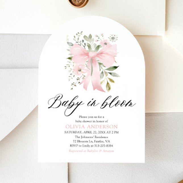 Pink Bow Baby in Bloom Floral Girl Babydusche Einladung (Blush Pink Bow Floral Baby in Bloom Girl Baby Shower Arched Invitation)