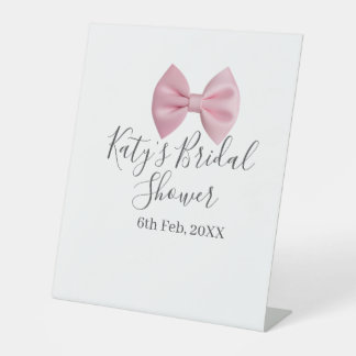 Pink bow bridal shower name date pastel stylish te sockelschild