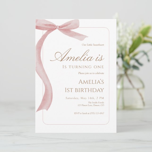 Pink Bow First Birthday Invitation Watercolor  Einladung (Stehend Vorderseite)