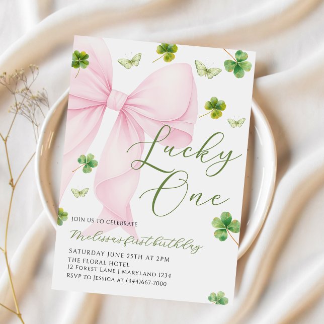 Pink Bow Lucky One Shamrock Clover 1st Birthday Einladung (Von Creator hochgeladen)