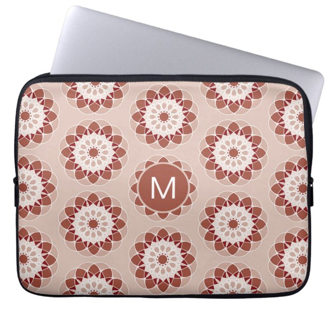 Pink Burgundy Floral Mandala Pattern Monogram Laptopschutzhülle (Vorderseite)