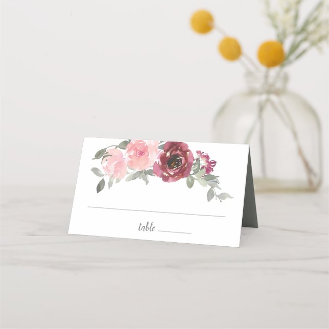 Pink Burgundy Grey Floral Watercolor Wedding Platzkarte (Vorderseite)