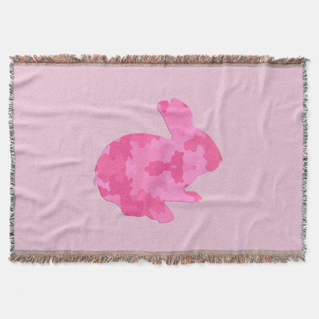 Pink Camouflage Silhouette Bunny Throw Blanket Decke (Vorderseite)