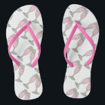 Pink Champagne Glass Bride Wedding Flip Flops<br><div class="desc">Eine originelle Marker-Abbildung zweier Gläser blubbly pink Champagner. Ideal für Verlobungen,  Hochzeiten,  Brautpartys,  Junggeselinnen-Abschiede und mehr! Der Designer ist verfügbar,  um benutzerdefinierte Designs zu erstellen und hochzuladen,  um den Farben und Themen Ihrer Hochzeit zu entsprechen - klicken Sie auf "Diesen Designer Gefragt",  um den Designprozess zu beginnen!</div>