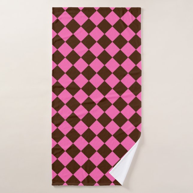Pink Chocolate Brown Checker Diamond Pattern Badehandtuch (Badehandtuch)