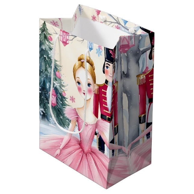 Pink Christmas Nutcracker Ballet & Ballerina Mittlere Geschenktüte (Vorderseite Schrägansicht)